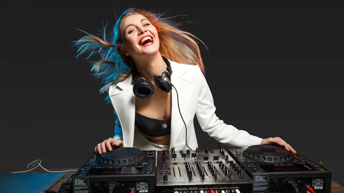 DJ Emma Davies
